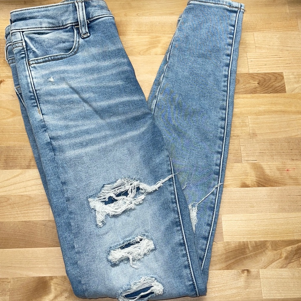Women’s American Eagle Skinny Jeans